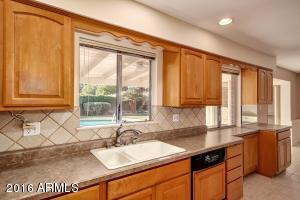 315 E Royal Palm Rd, Phoenix, AZ 85020 photo 11