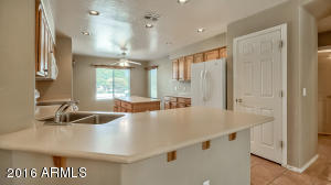2443 E Tulsa St, Gilbert, AZ 85295 photo 8