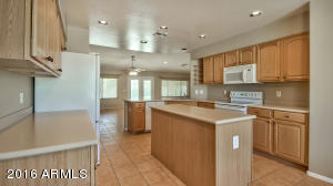 2443 E Tulsa St, Gilbert, AZ 85295 photo 9