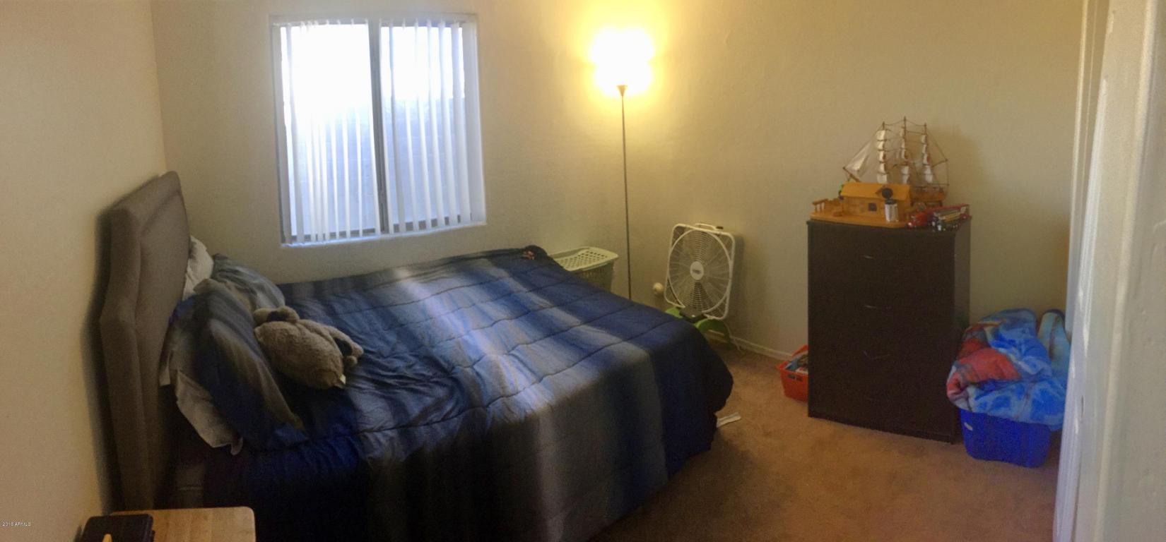 2011 S 81st Dr, Phoenix, AZ 85043 photo 8