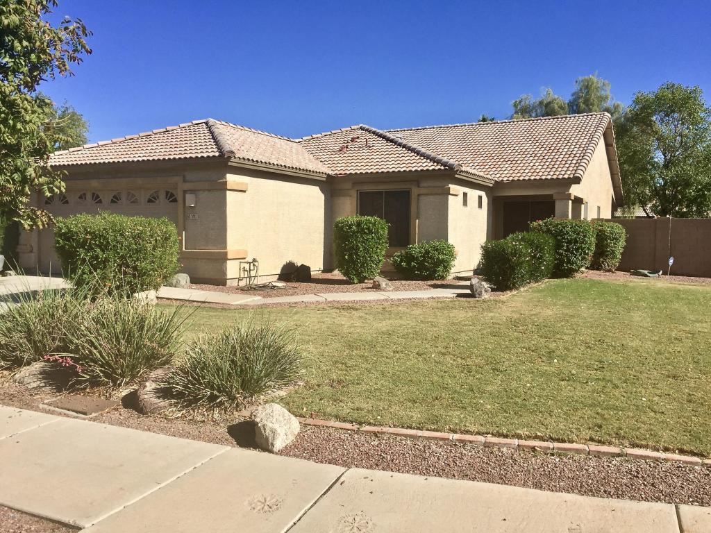 2011 S 81st Dr, Phoenix, AZ 85043 photo 1