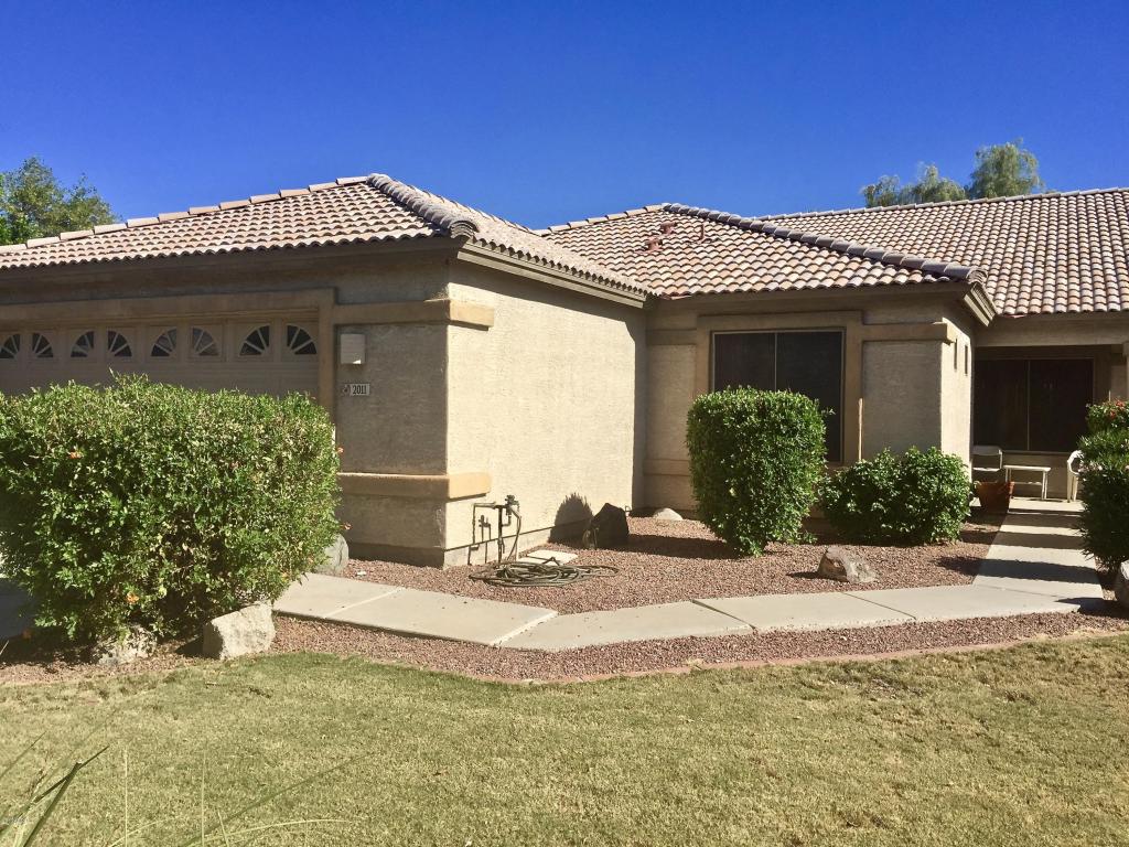2011 S 81st Dr, Phoenix, AZ 85043 photo 3