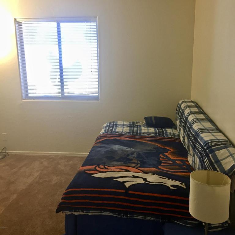 2011 S 81st Dr, Phoenix, AZ 85043 photo 9
