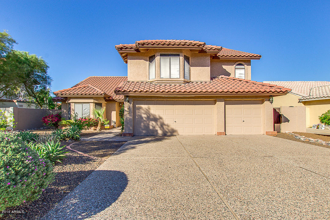 1826 E Sharon Dr, Phoenix, AZ 85022 photo 1