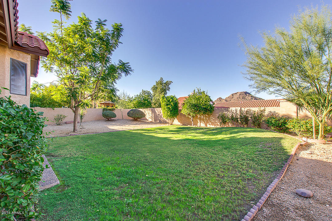 1826 E Sharon Dr, Phoenix, AZ 85022 photo 5