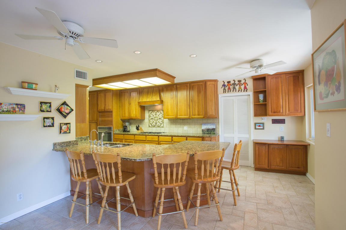 537 W Kaler Dr, Phoenix, AZ 85021 photo 9