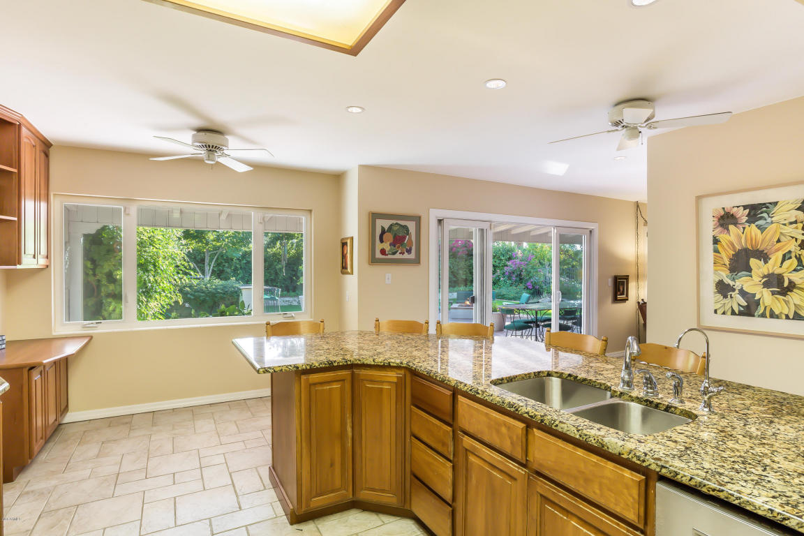 537 W Kaler Dr, Phoenix, AZ 85021 photo 12
