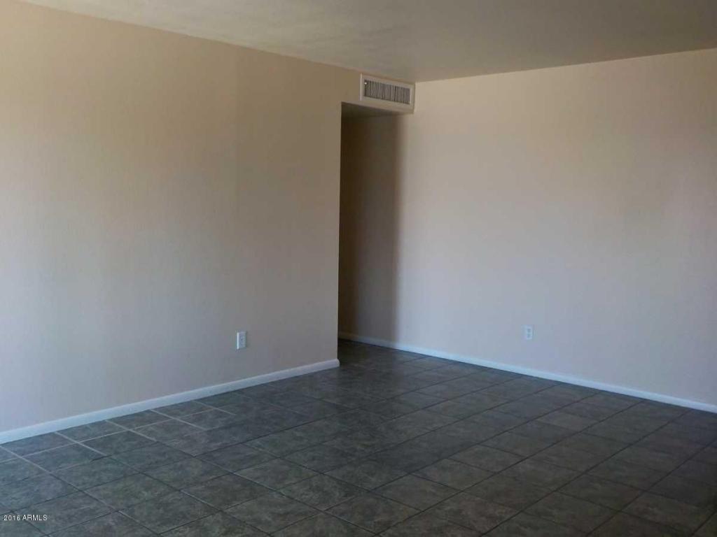 7025 W Berkeley Rd, Phoenix, AZ 85035 photo 4
