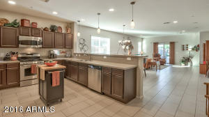 7170 S Dodane Ct, Gilbert, AZ 85298 photo 6