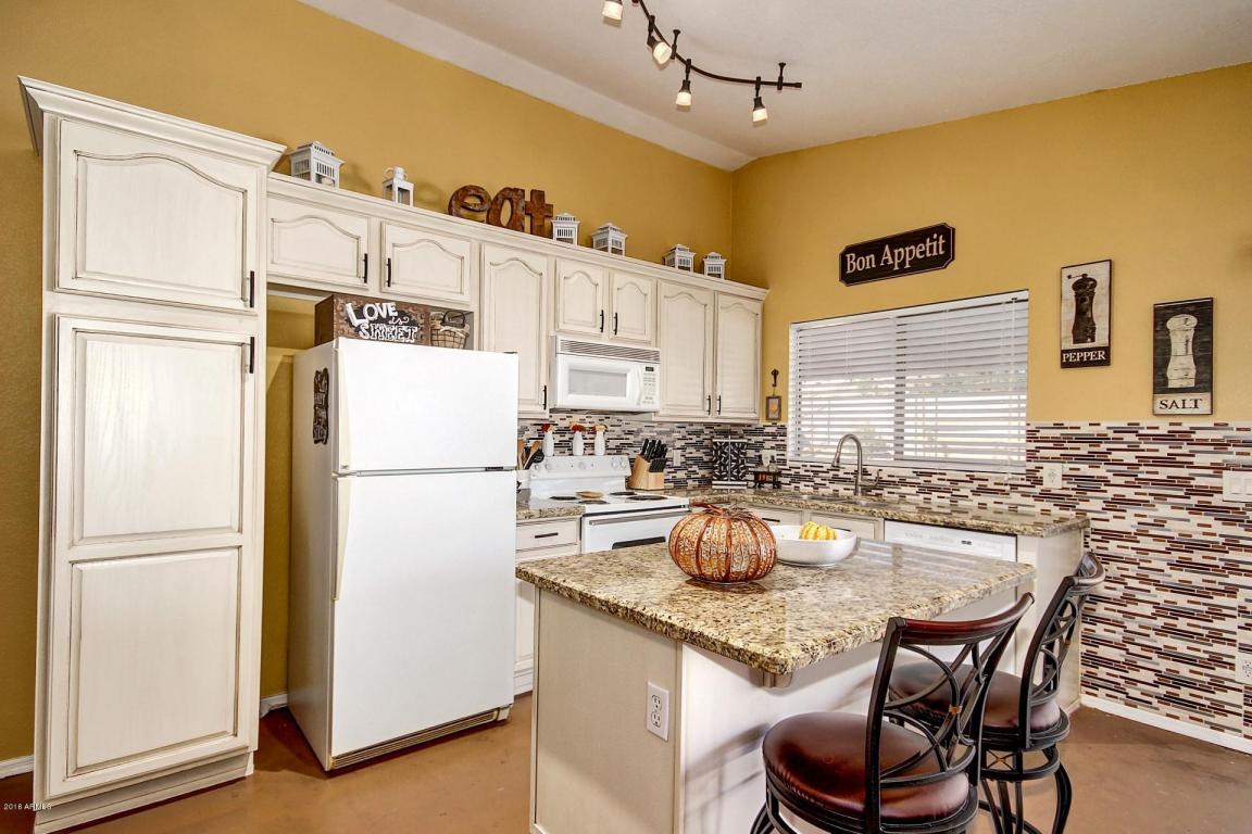 8924 E Bramble Ave, Mesa, AZ 85208 photo 6