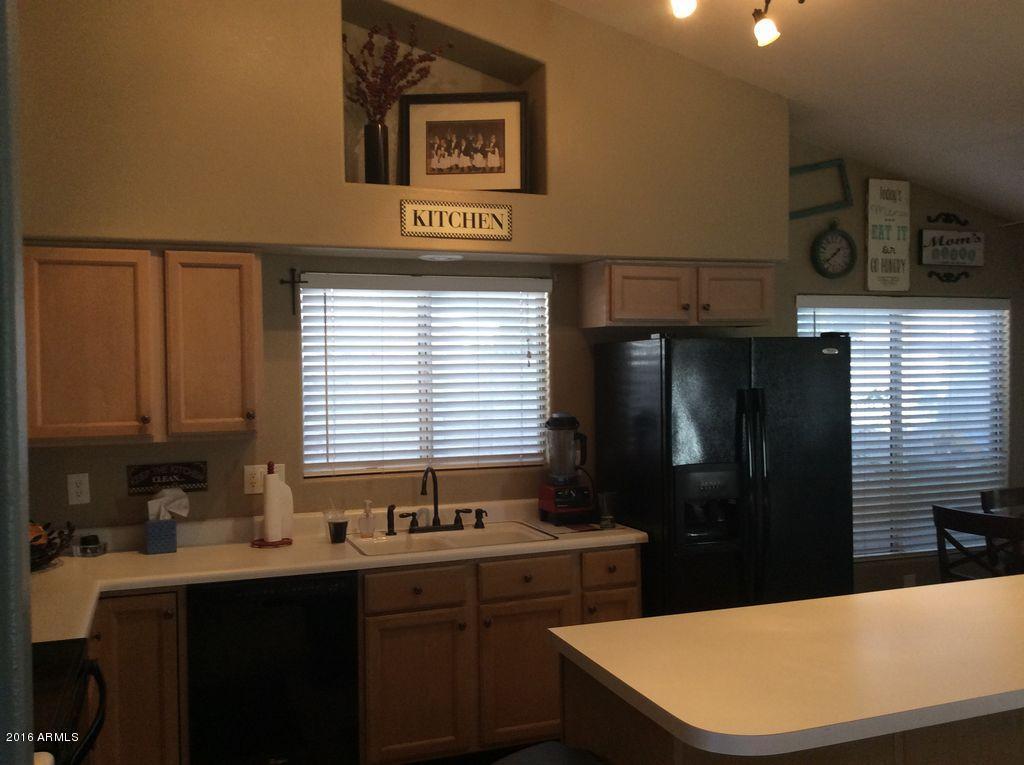 4037 Encinas Ave, Gilbert, AZ 85234 photo 2
