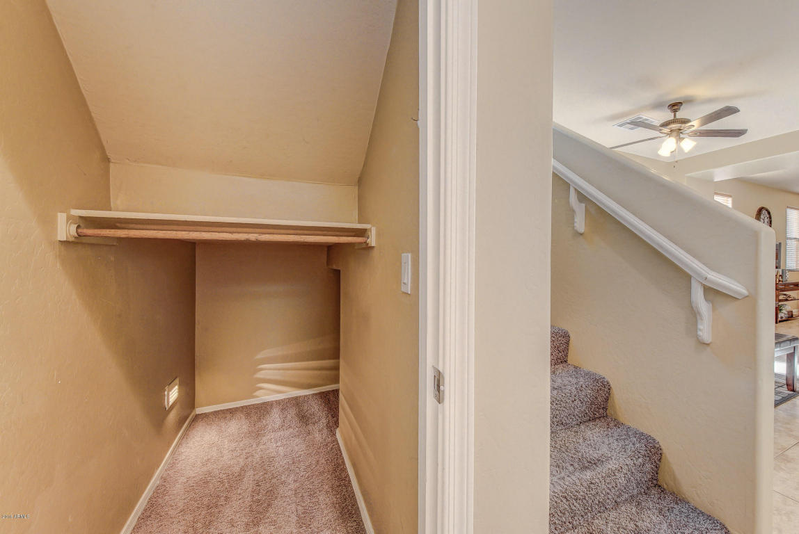 3859 E Santa Fe Ln, Gilbert, AZ 85297 photo 10