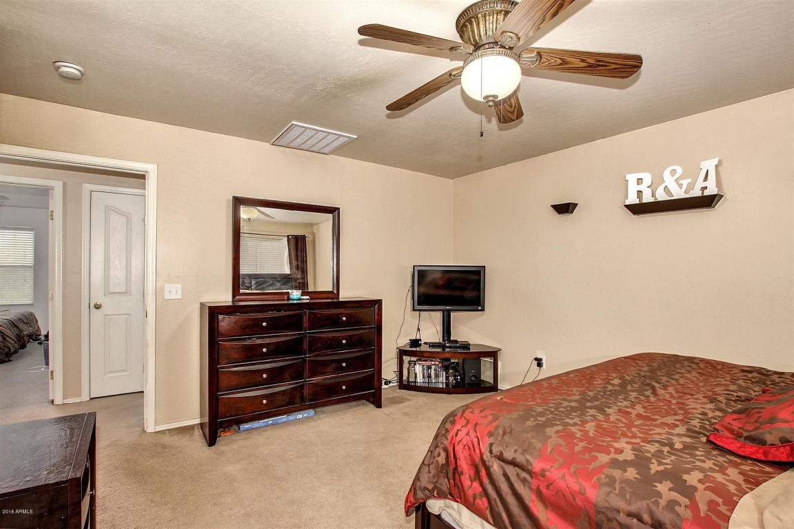 7017 S 41st Dr, Phoenix, AZ 85041 photo 28