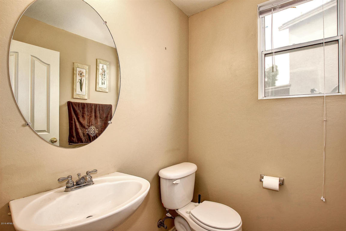 7017 S 41st Dr, Phoenix, AZ 85041 photo 18