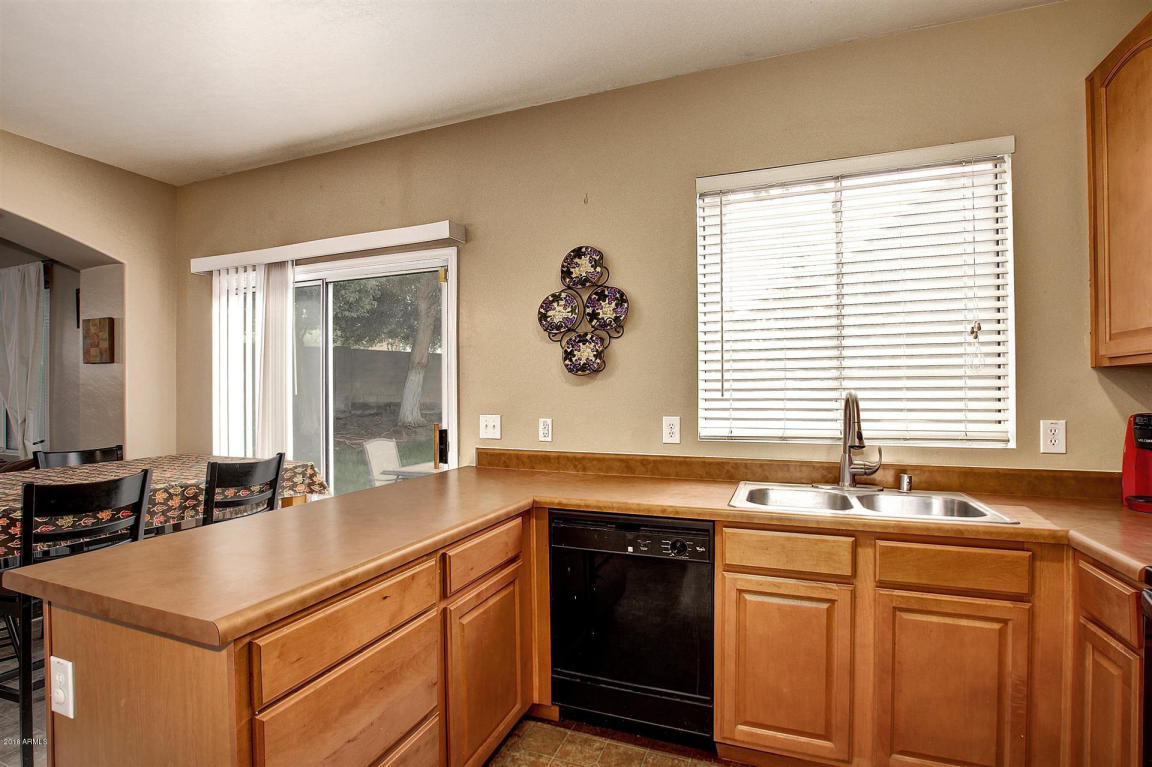 7017 S 41st Dr, Phoenix, AZ 85041 photo 15