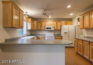 2641 E Windrose Dr, Phoenix, AZ 85032 photo 4