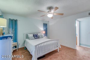 911 E Wagoner Rd, Phoenix, AZ 85022 photo 16