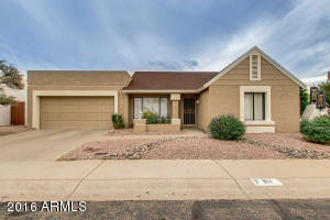 911 E Wagoner Rd, Phoenix, AZ 85022 photo 1