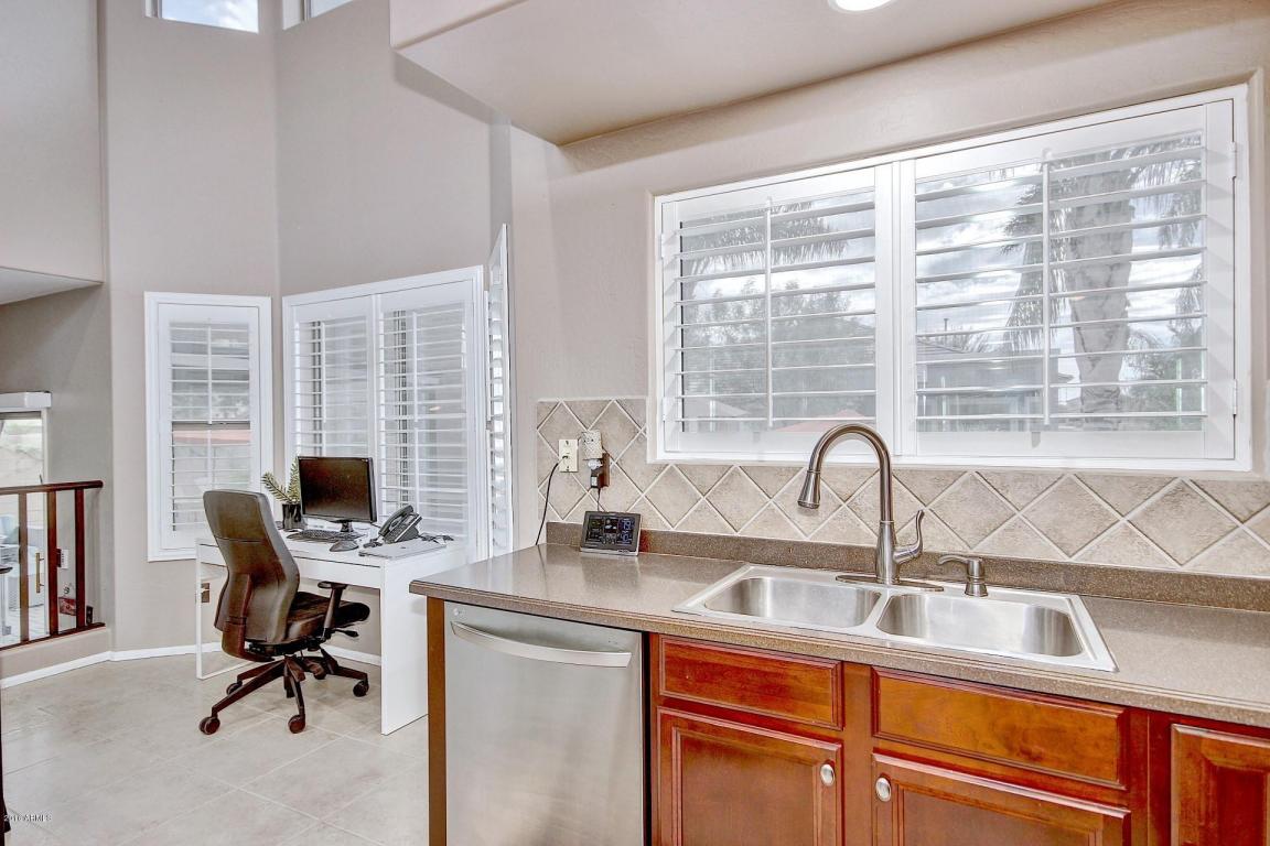 3573 E Red Oak Ln, Gilbert, AZ 85297 photo 11