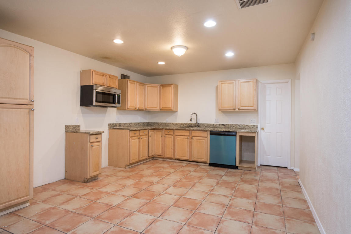 3945 W Cavalier Dr, Phoenix, AZ 85019 photo 7