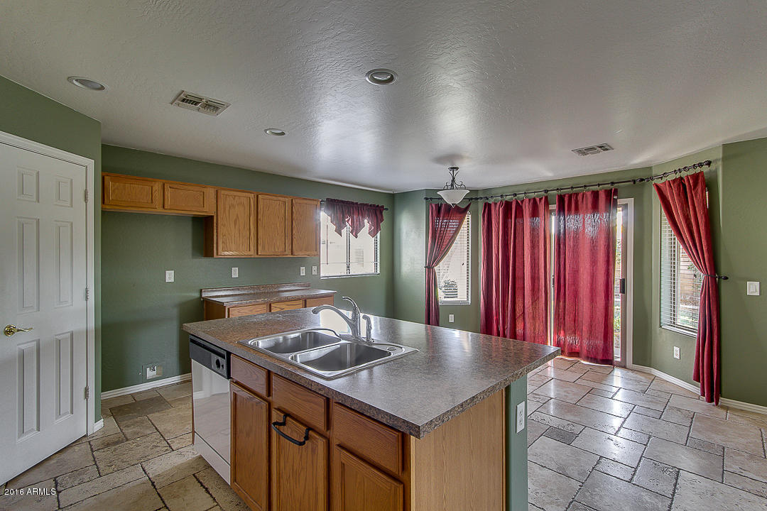3223 E Woodside Way, Gilbert, AZ 85297 photo 15