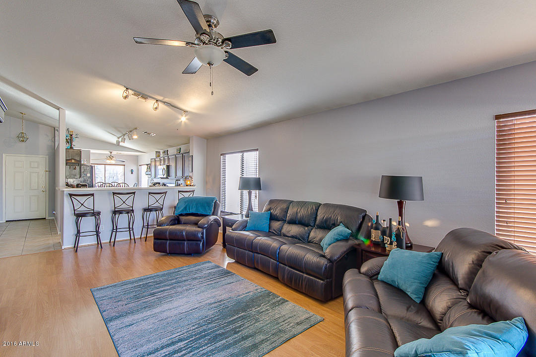 9726 E Knowles Ave, Mesa, AZ 85209 photo 4