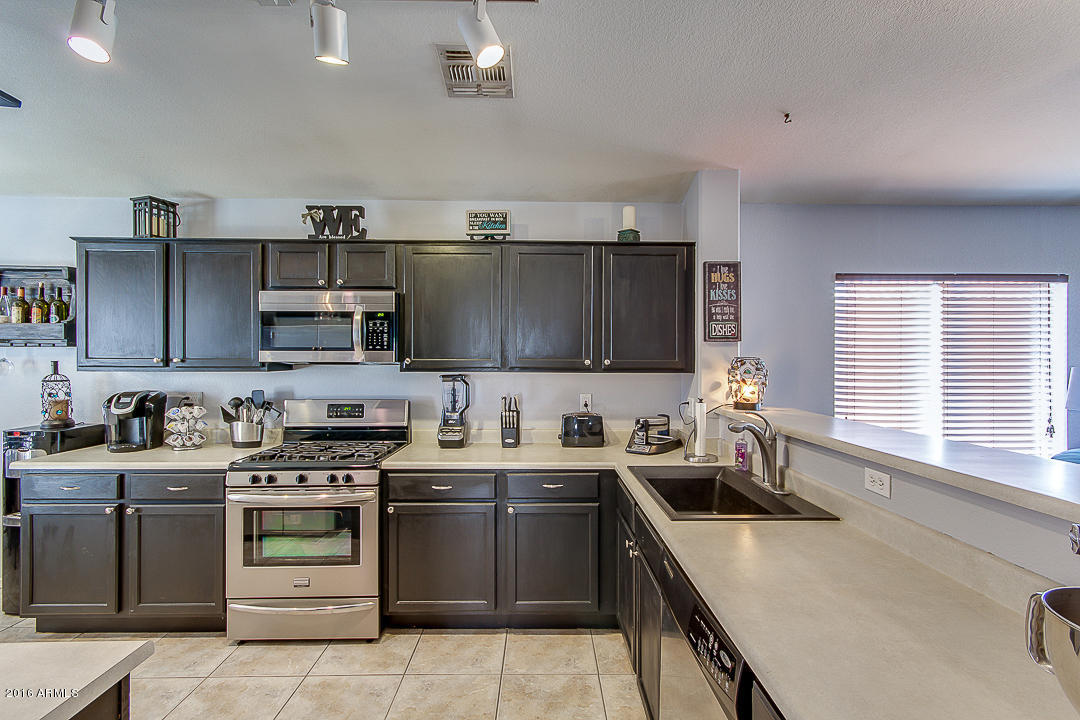 9726 E Knowles Ave, Mesa, AZ 85209 photo 10