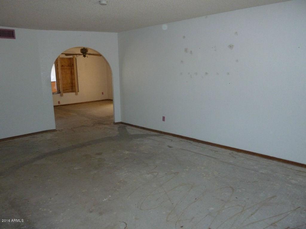 4127 N 79th Dr, Phoenix, AZ 85033 photo 18