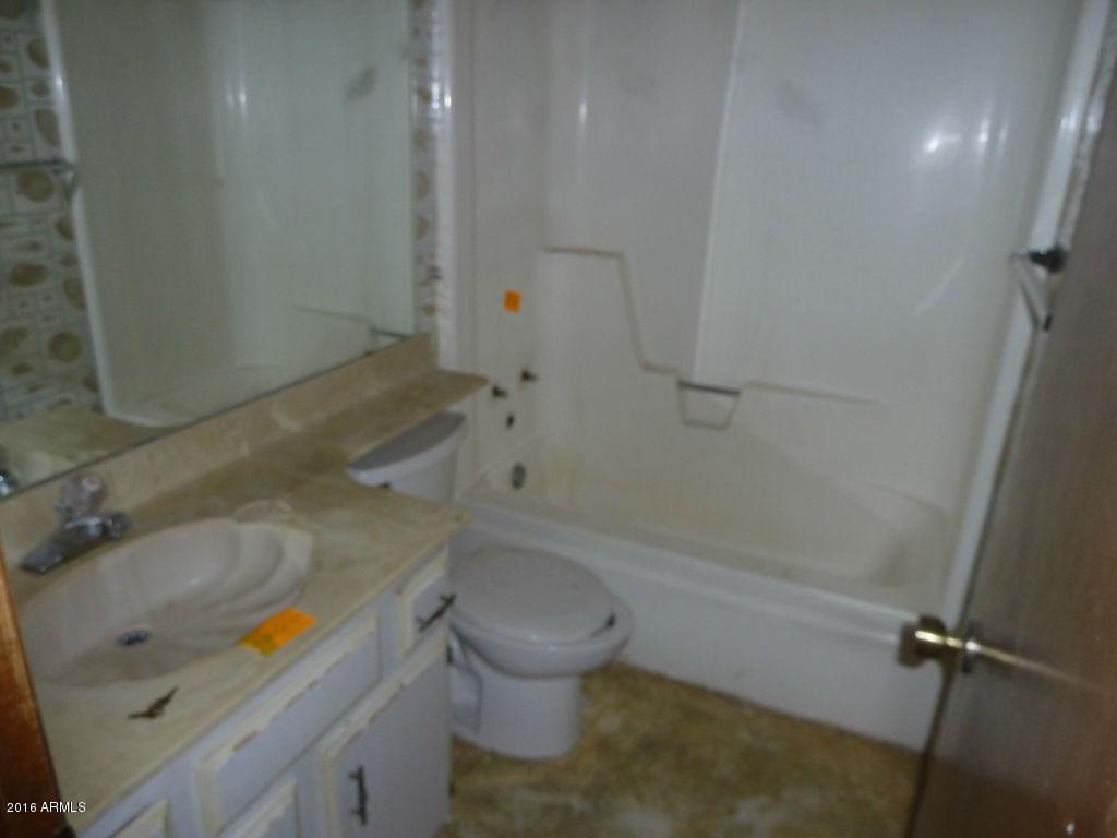 4127 N 79th Dr, Phoenix, AZ 85033 photo 9
