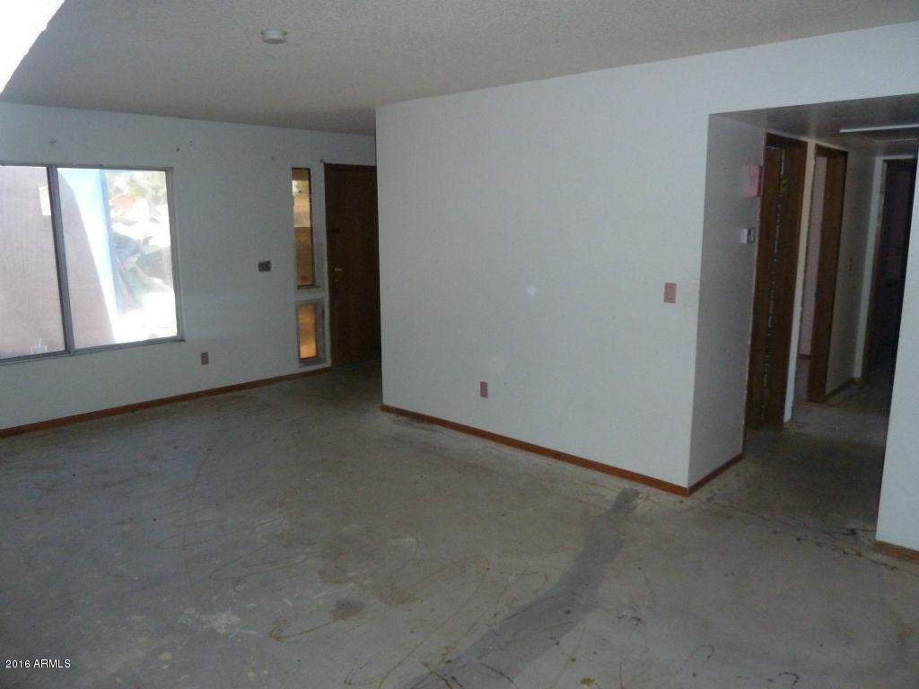 4127 N 79th Dr, Phoenix, AZ 85033 photo 17