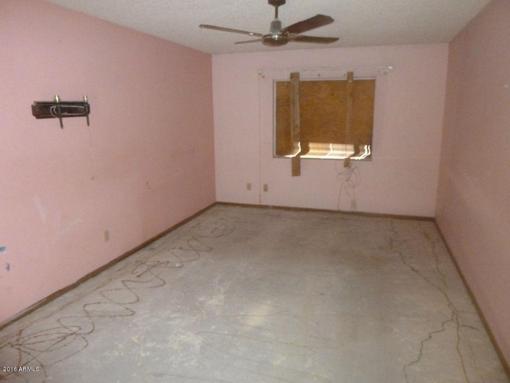 4127 N 79th Dr, Phoenix, AZ 85033 photo 2