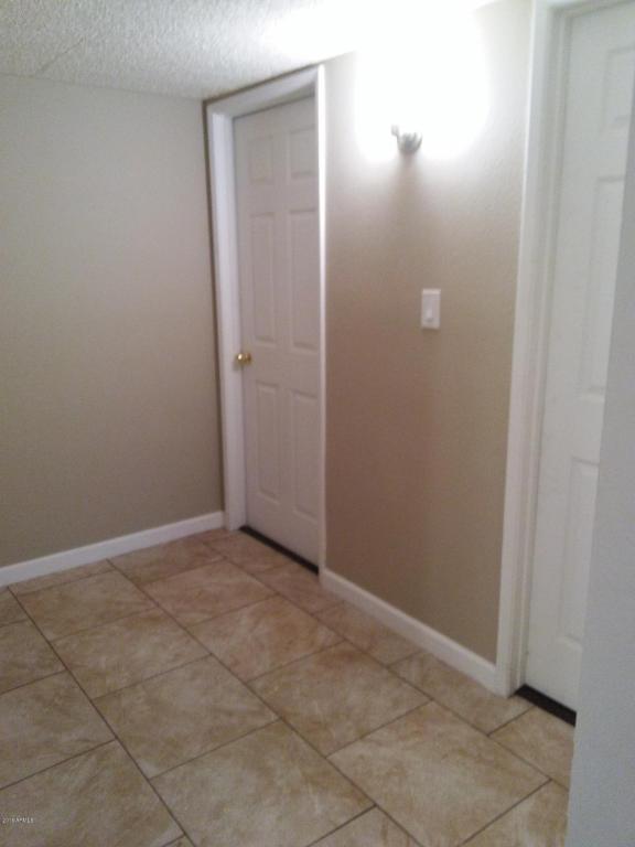 8623 W Mitchell Dr, Phoenix, AZ 85037 photo 5