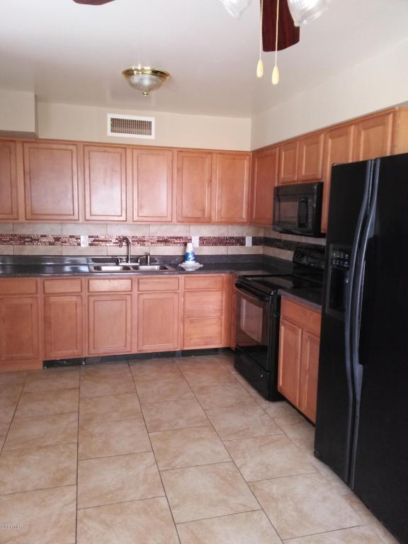 8623 W Mitchell Dr, Phoenix, AZ 85037 photo 4