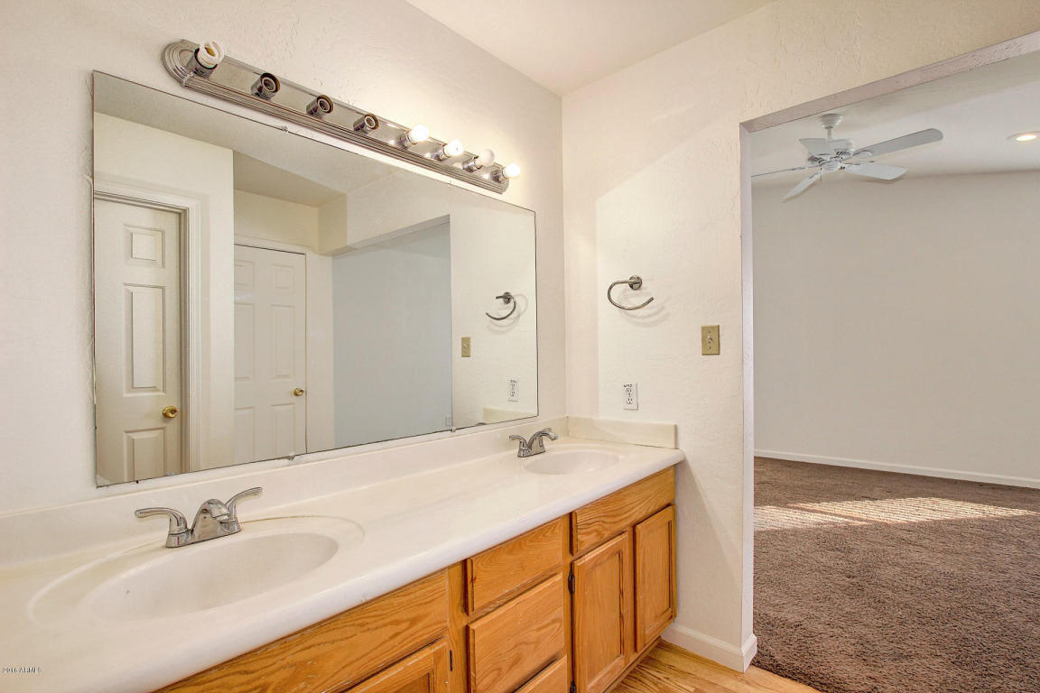 4045 E Gelding Dr, Phoenix, AZ 85032 photo 36