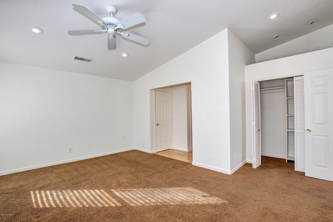 4045 E Gelding Dr, Phoenix, AZ 85032 photo 32