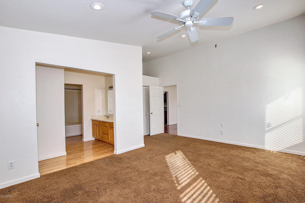 4045 E Gelding Dr, Phoenix, AZ 85032 photo 33
