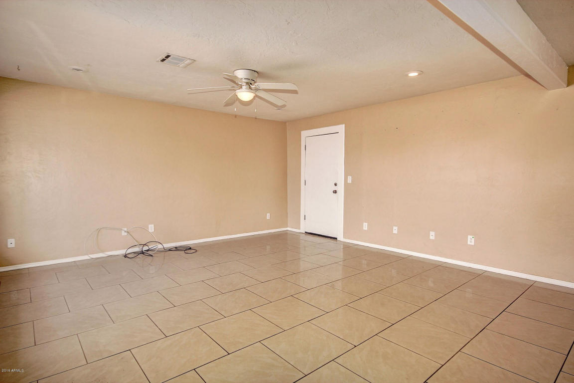 3513 W Lawrence Rd, Phoenix, AZ 85019 photo 4