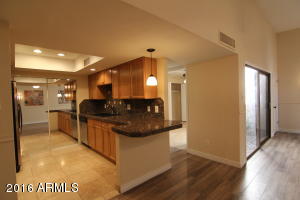 6118 N 12th Way, Phoenix, AZ 85014 photo 5