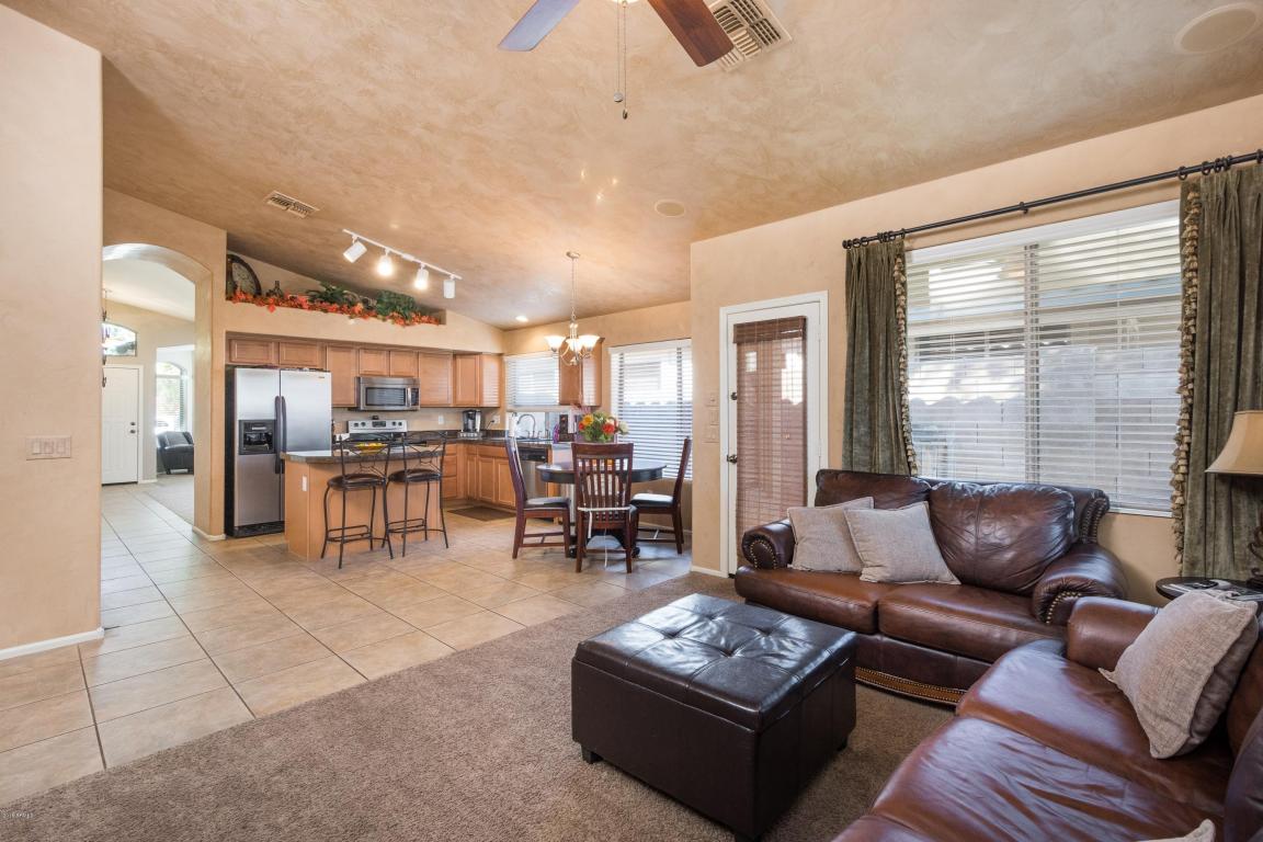 2935 E Whispering Wind Dr, Phoenix, AZ 85024 photo 10