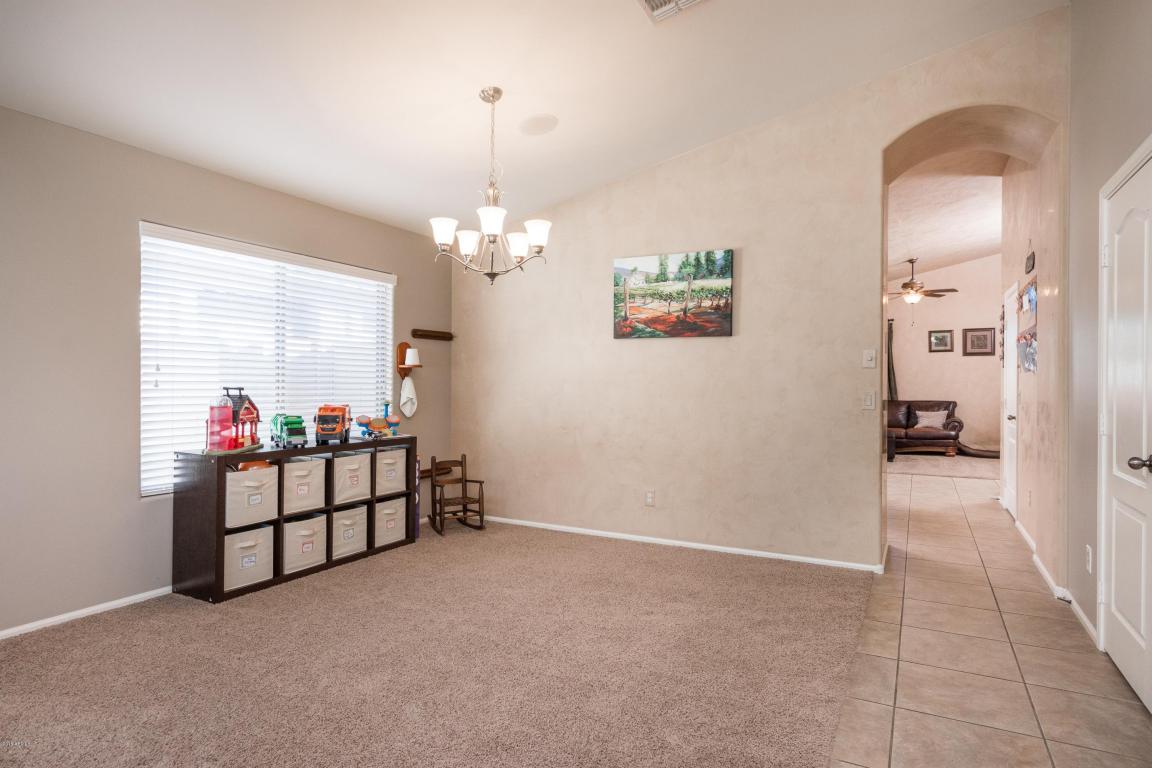 2935 E Whispering Wind Dr, Phoenix, AZ 85024 photo 4