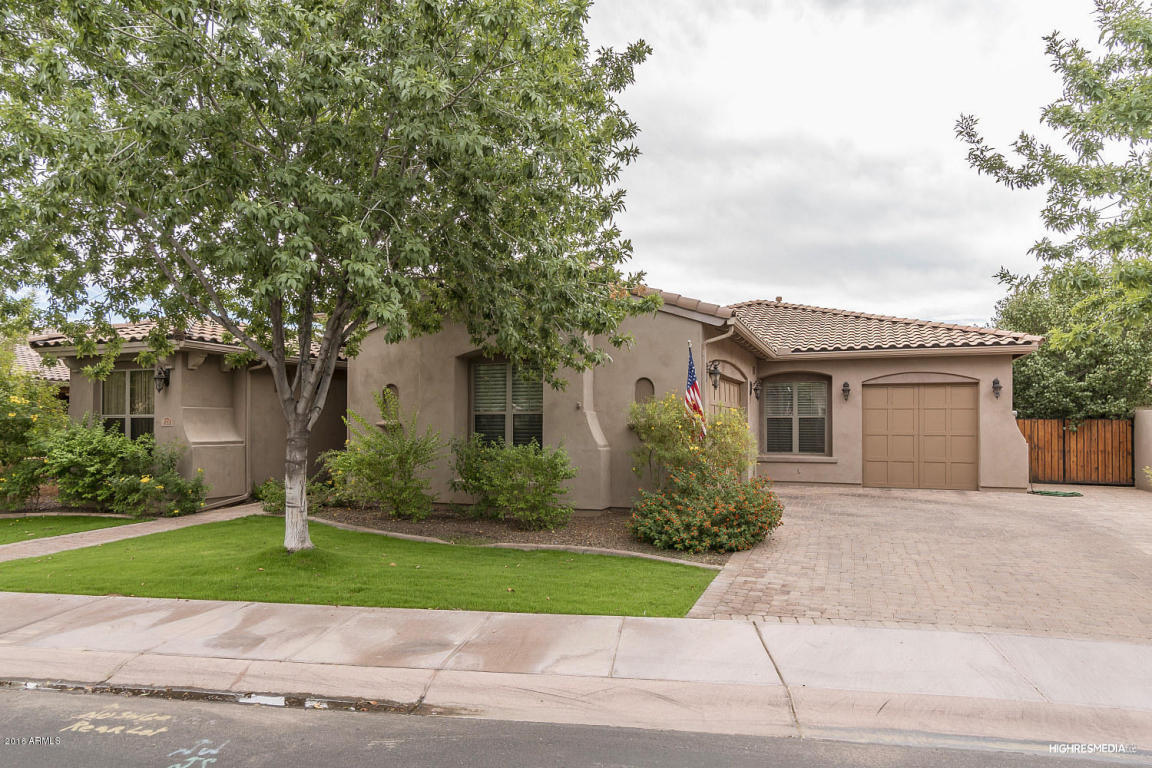421 E Sunburst Ln, Tempe, AZ 85284 photo 2