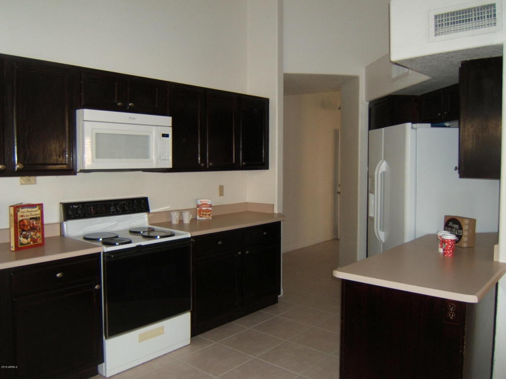 1534 E Beacon Dr, Gilbert, AZ 85234 photo 4