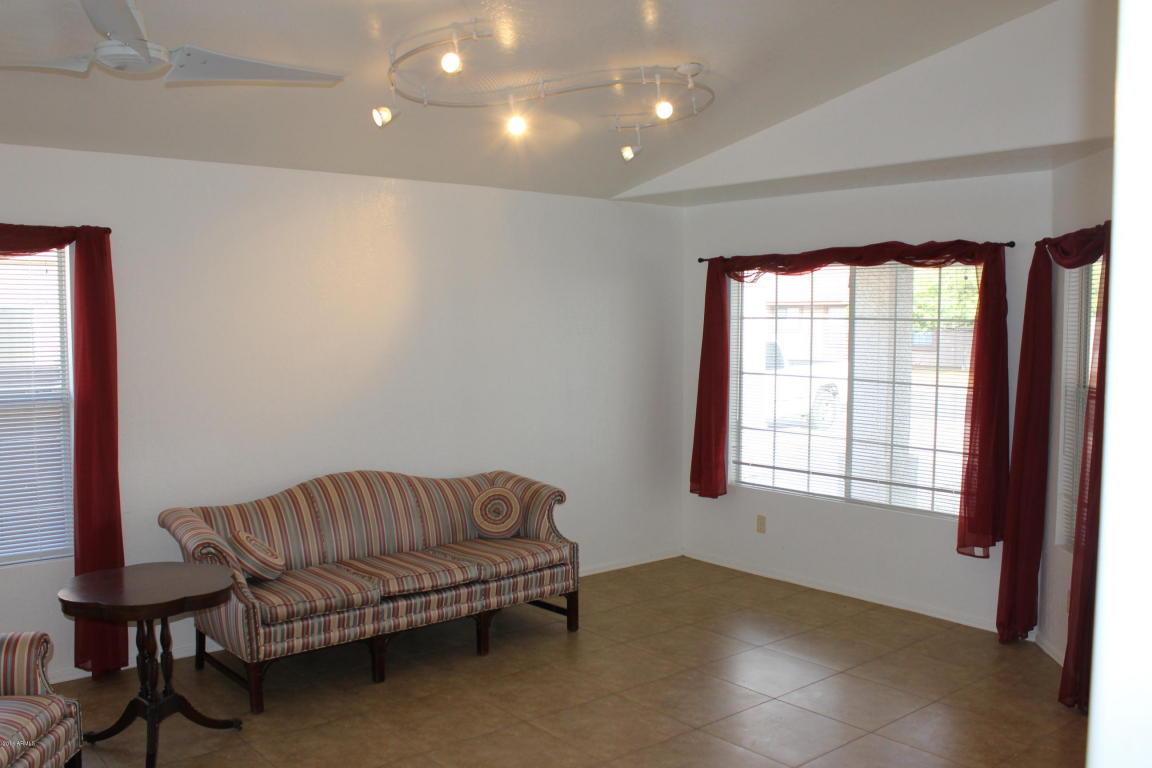519 W 5th Ave, Apache Junction, AZ 85120 photo 4