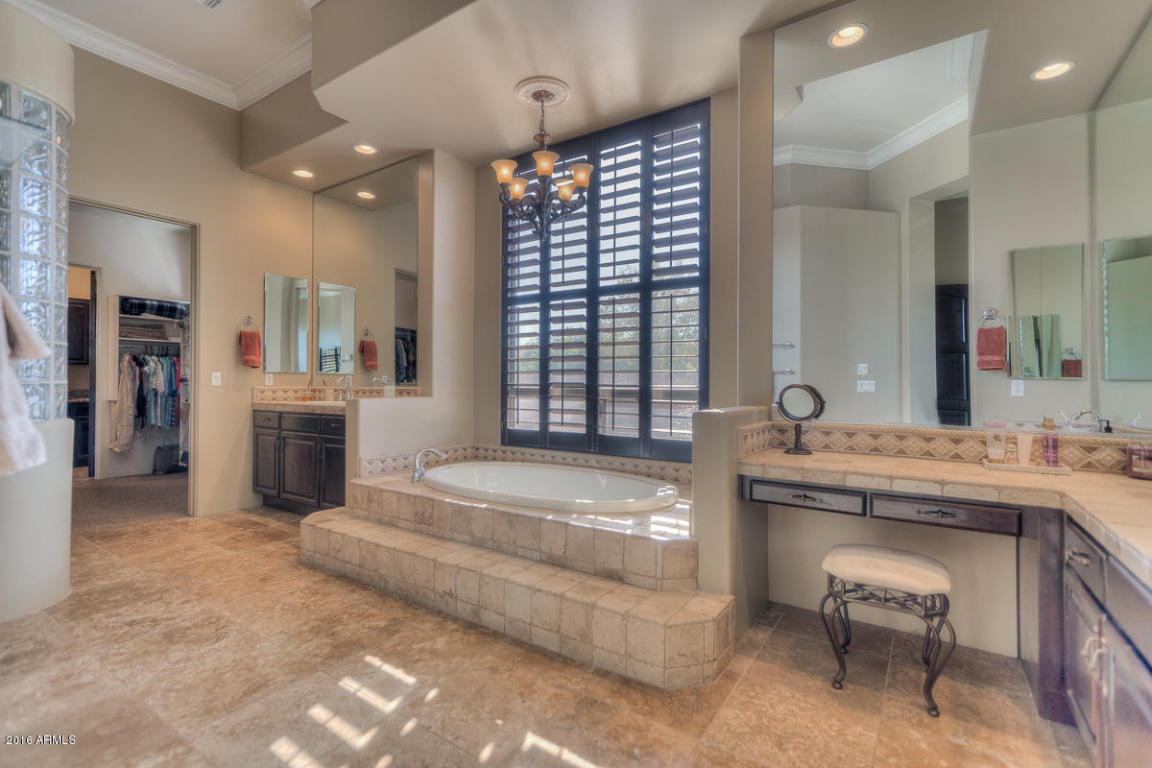 4554 E Breeze Ct, Gilbert, AZ 85298 photo 22