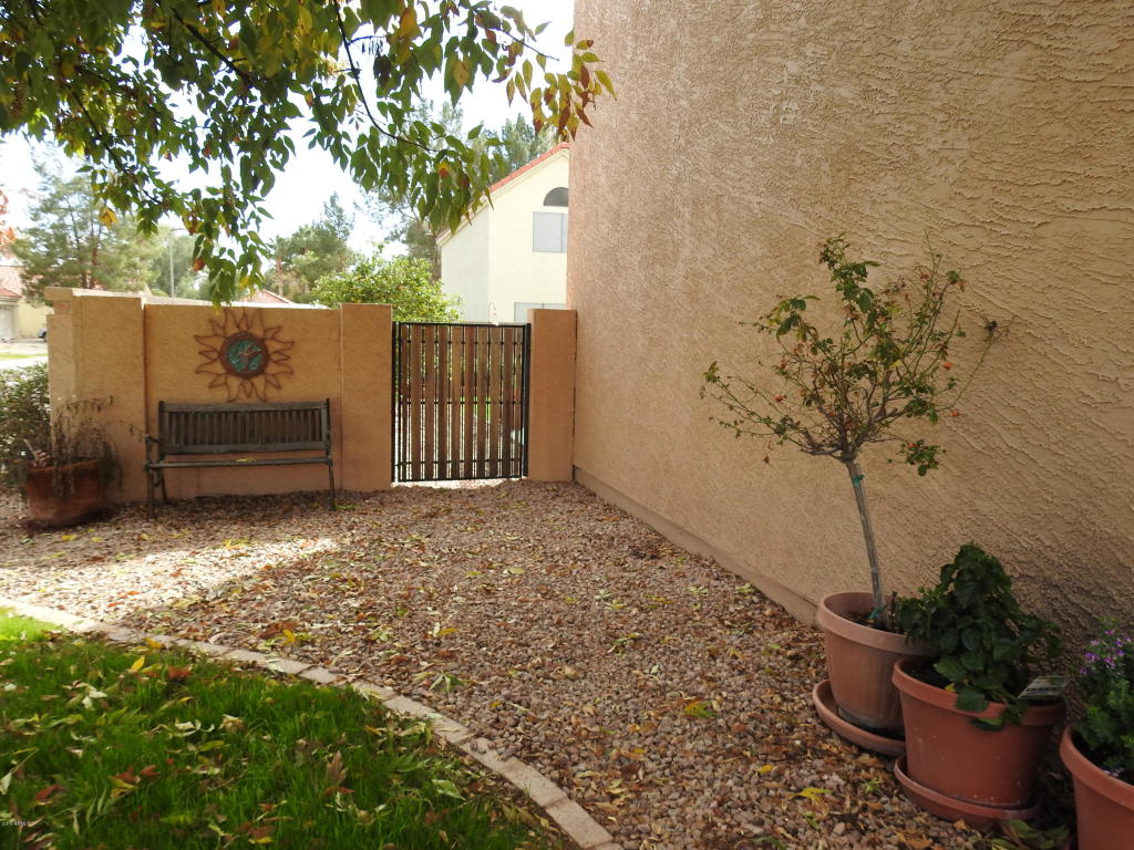 617 N Cobblestone St, Gilbert, AZ 85234 photo 3