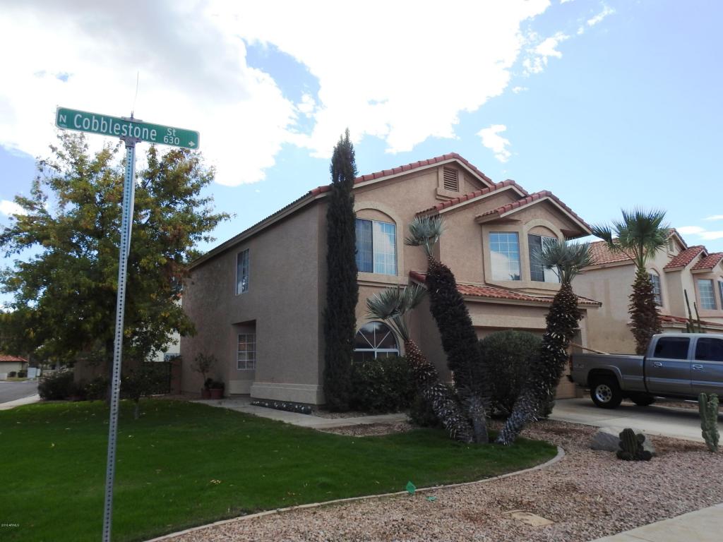 617 N Cobblestone St, Gilbert, AZ 85234 photo 2