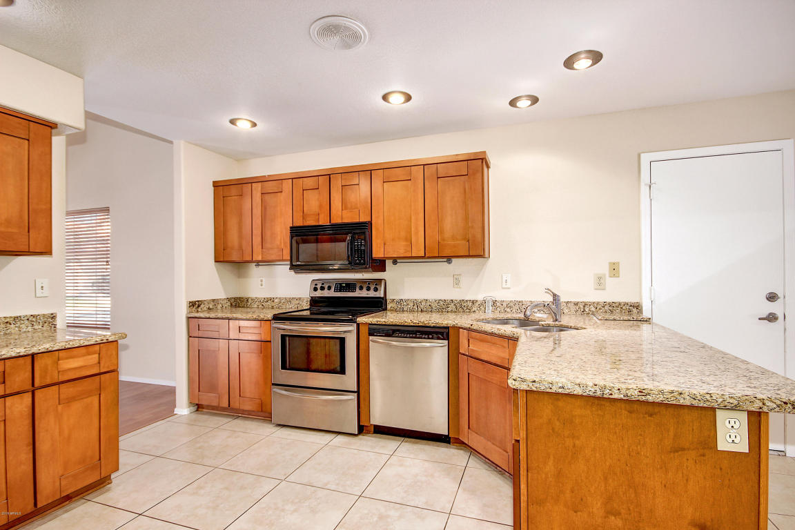 3805 E Kent Dr, Phoenix, AZ 85044 photo 5