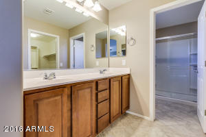 2548 E Boston St, Gilbert, AZ 85295 photo 21