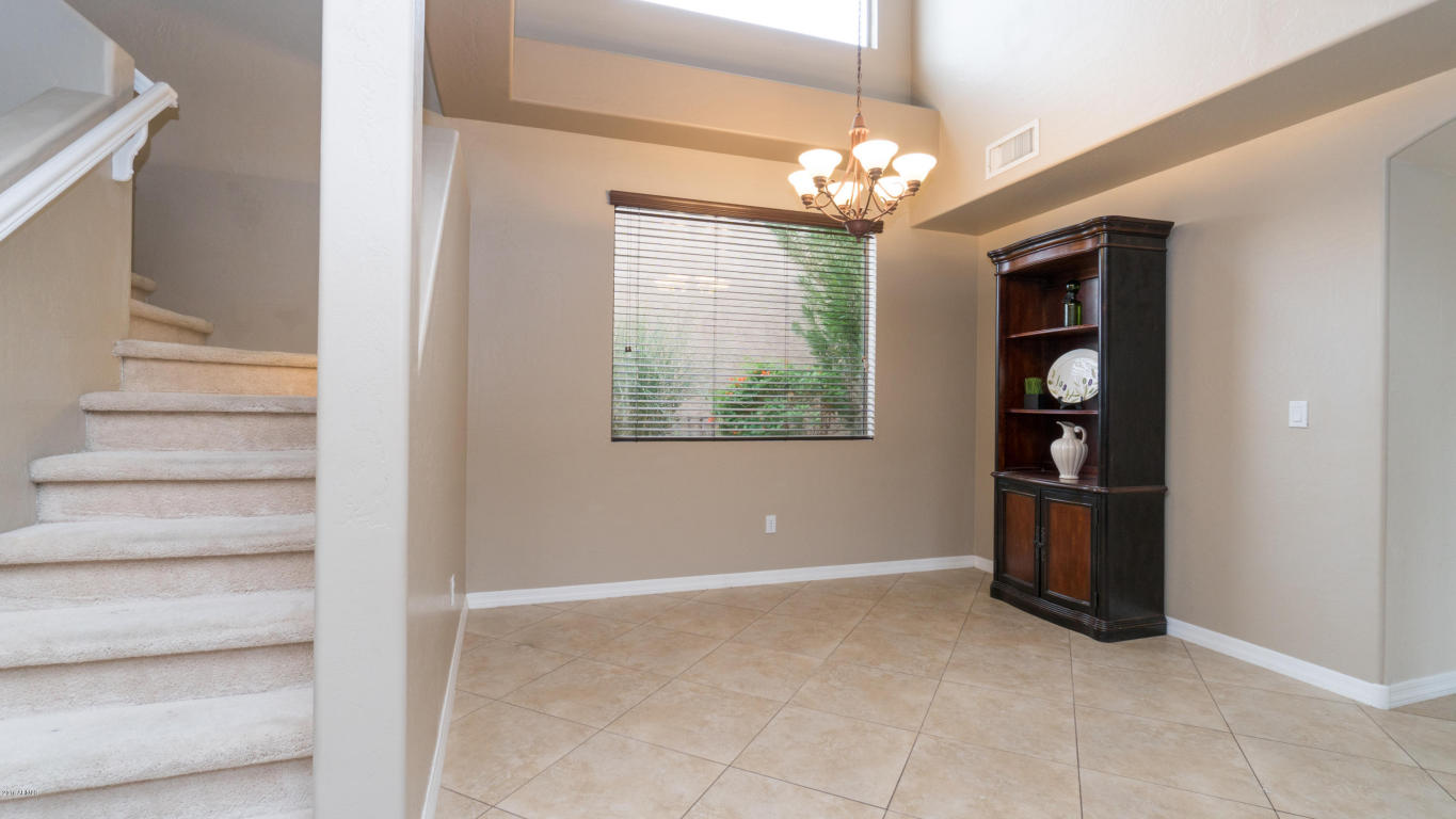 1318 E Cathedral Rock Dr, Phoenix, AZ 85048 photo 9