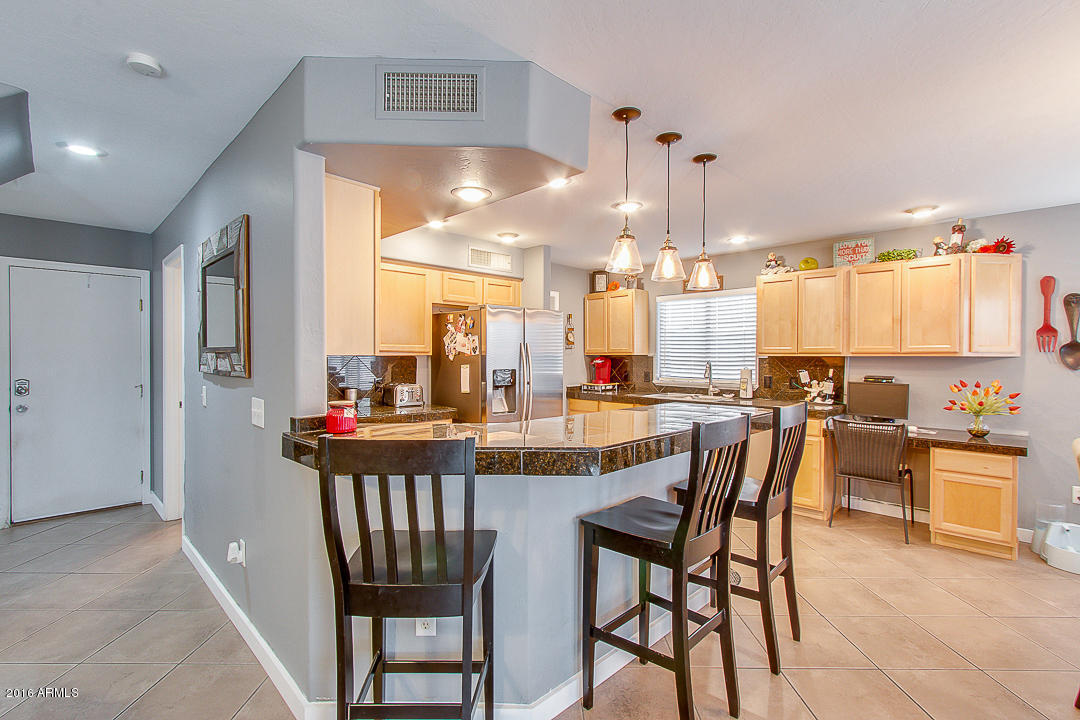 2507 W Hawks Eye Ave, Apache Junction, AZ 85120 photo 11